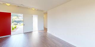 2544 Cornwall St Gallery 11