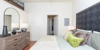 Sabine Street Lofts Gallery 30