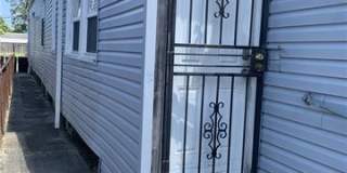 1510 Saint Anthony Street Gallery 31