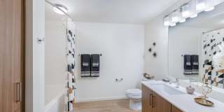 Gunbarrel Center Gallery 28