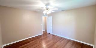 Spacious 4 Bed 3 Bath Home w FULLY FENCED YARD for Rent! Gallery 38