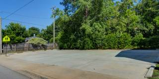 Modern Townhome in Rosewood – Walk to USC, Dining & More! Gallery 3