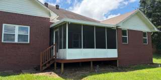 3 Bedroom and 2 Bathroom House Gallery 23