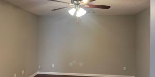 Charming 3br 2bath home in the Heart of Stockbridge! Gallery 6