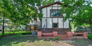 4631 Graceland Avenue Gallery 40