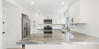 2524 Elden Avenue Gallery 8