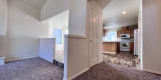 3 bedroom 2 bath In The Heart of Eagle Gallery 3