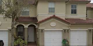 10818 NW 78th Ter Gallery 1