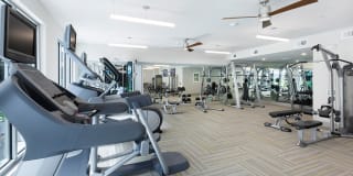 Groves South Lamar Apartments Gallery 21