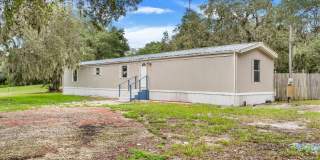 Stylish  Remodeled Home with HUGE Yard Gallery 1