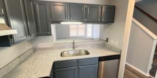 3 Bedroom Townhouse Near Downtown Durham 3 Bedroom Townhouse Near Downtown Durham Gallery 8