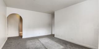 A Spacious and Stylish 2 Bed / 2 Ba Condo Gated Community Gallery 5