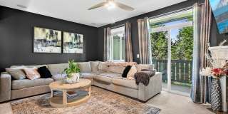 4Bd/2.5Ba Renton Townhome Gallery 6