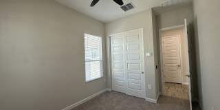10319 W Harmony Ln Gallery 41