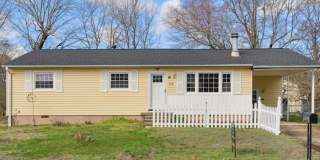 Spacious 3 bedroom home in Denbigh Gallery 1
