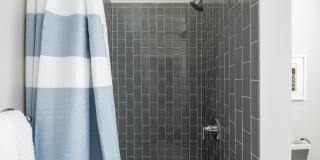 Fully furnished 1 bedroom! Gallery 18