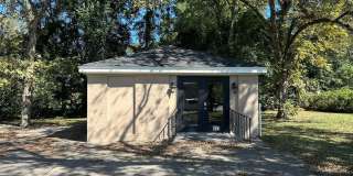 101 Gaines Gallery 1