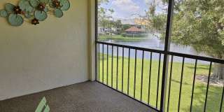 Seasonal Short-Term 2 Bedroom 2 Bathroom 2nd Floor Condo in Estancias of Capri Isles! Gallery 15