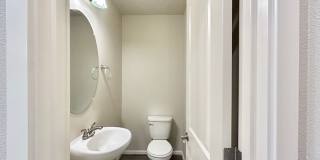 Stunning 2 Bed, 2.5 Bath Craftsman Townhome with Community Amenities! Gallery 28