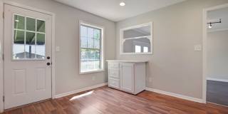 Pet Friendly Three Bedroom! Gallery 11