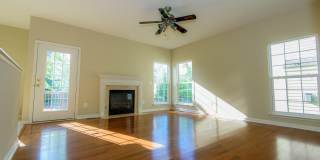 42983 SUNDANCE Square Gallery 10