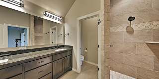 4 Bedroom 2 Bathroom Home in East Edmond with 3 Car Garage - Edmond Schools Gallery 18