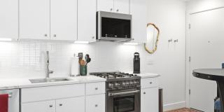 1775 SWANN Street NW Gallery 10