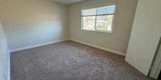 Relaxed Living in the Heart of Newbury Park Gallery 9