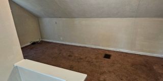 4 Bed 1 Bath Gallery 7