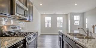 Stunning 3/3.5 Townhome in SE Raleigh Gallery 20
