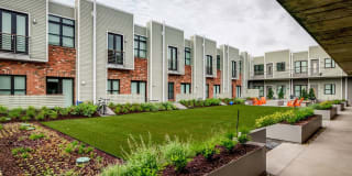 2100 Acklen Flats Gallery 1