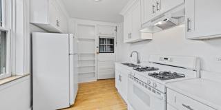 1923 W Estes Ave Gallery 2
