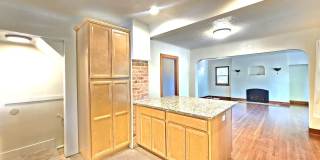 $2,995 - 5 Bed / 3 Bath Stunning and Spacious Home on South Hill Gallery 12