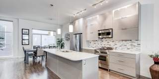 2103 West 32nd Avenue, Unit 8 Gallery 16