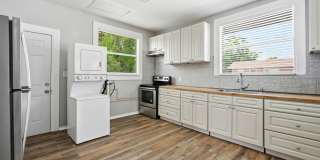 Beautiful remodeled 2nd Floor Condo in Ybor City Gallery 12