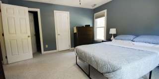 2 Weeks Free Rent~4 Bedroom 2.5 Bathroom With A Large Deck and 2 Car Garage! Near Methodist University Gallery 17