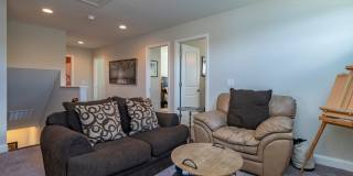 Rare Lake Murray rental located in Lexington! Fully Furnished 6 month lease Gallery 17
