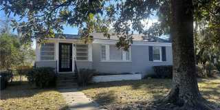 3715 Skidaway Road Gallery 1