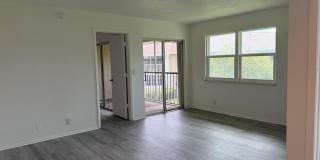 1536 SE Royal Green Gallery 5