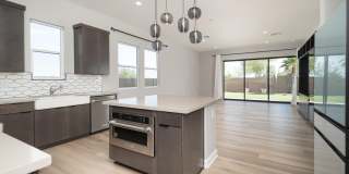 18161 W WINDMERE Drive Gallery 6