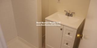 16 Warren Ave. Gallery 5