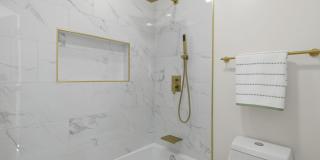 3236 GEORGE Street Gallery 20