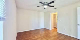 1915 Schlotter Circle - 206 Gallery 23
