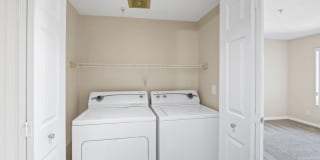 1BR Condo with Private Balcony, Central A/C & Community Amenities in Corona Gallery 24