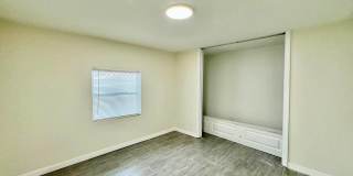 6816 W Burke St Gallery 22