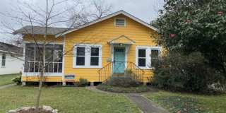 Inviting 2 Bed 1 Bath Home Gallery 13