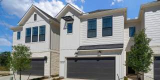 Coming soon! Beautiful Townhome! The Venice Floor-plan 2 WEEKS FREE RENT! Gallery 1