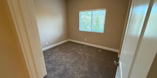 Nice 4bed/2.5 Bath Home, Gas Range Gallery 14