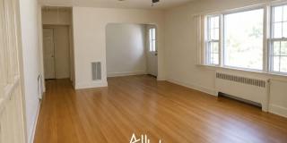1605 Cambridge Circle Gallery 11