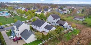 SOUTH SIDE HOLLAND 4 BED 3 BATH HOME SOUTH SIDE HOLLAND 4 BED 3 BATH HOME Gallery 33